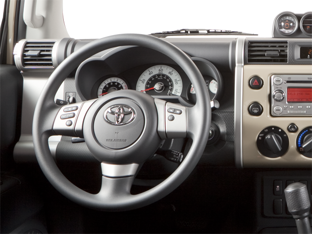 2013 Toyota FJ Cruiser Base photo 4