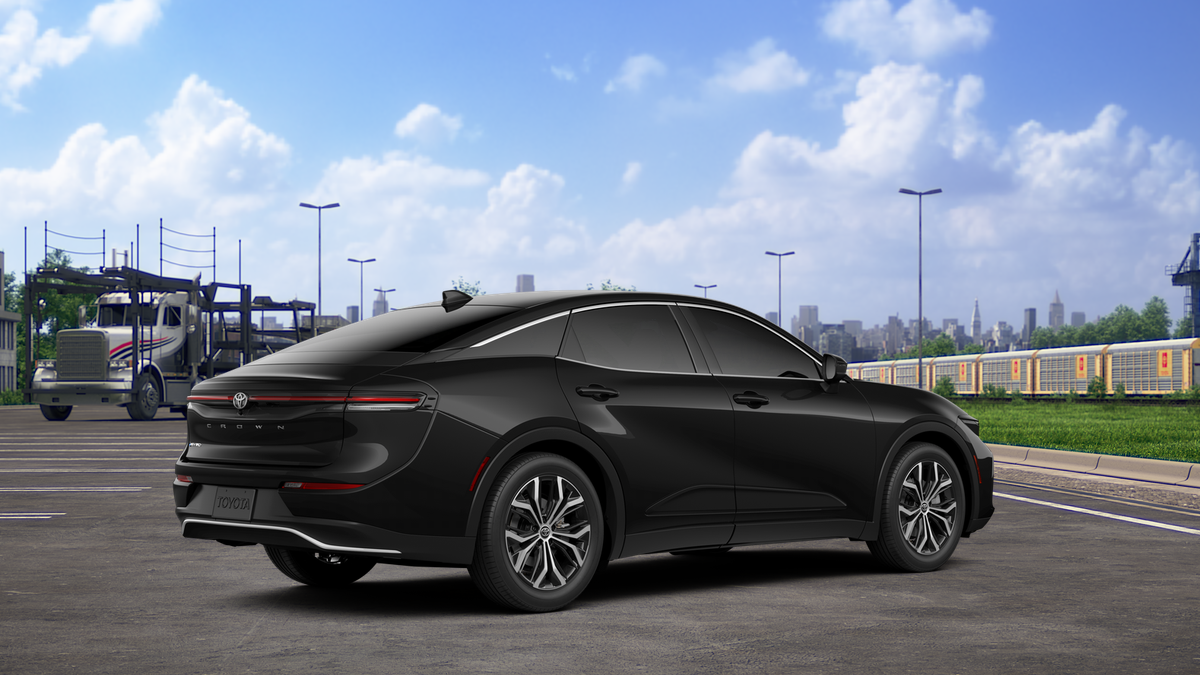 2026 Toyota Toyota Crown XLE