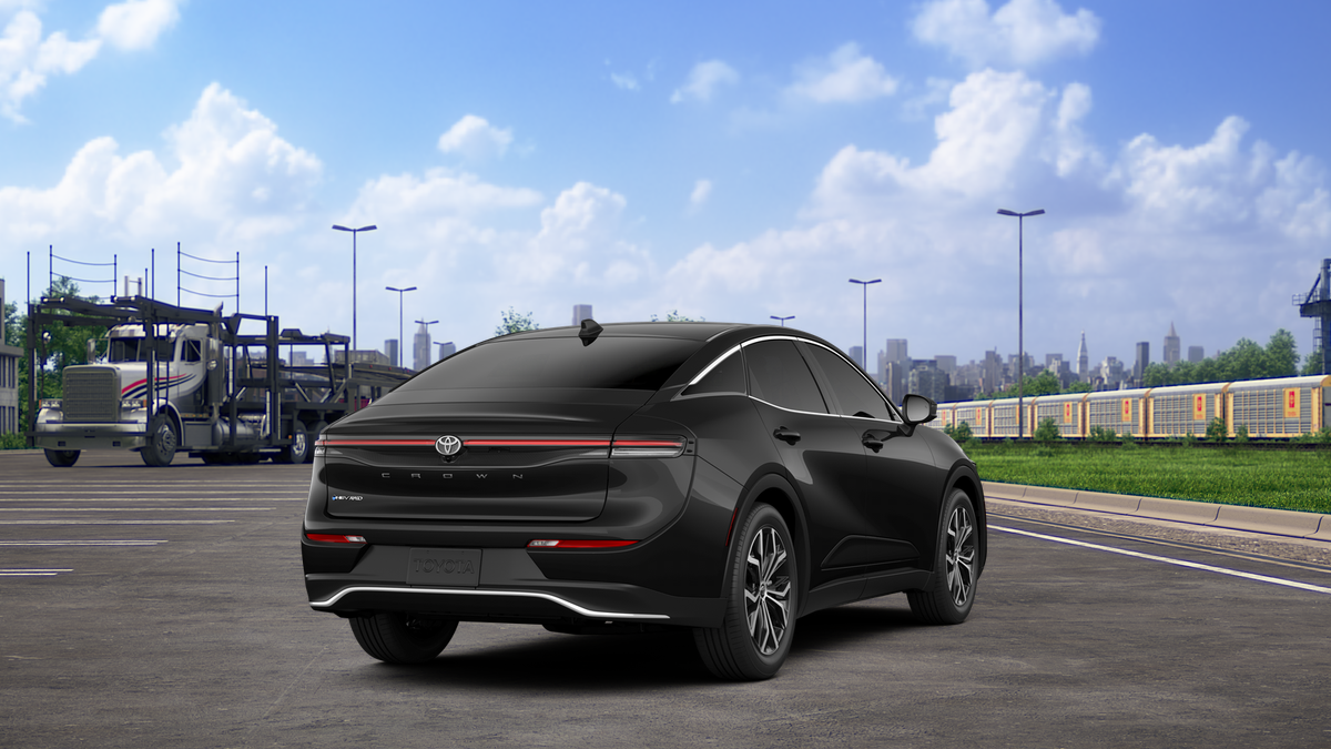 2026 Toyota Toyota Crown XLE