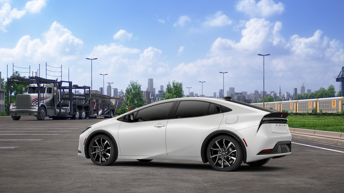 2026 Toyota Prius Plug-in Hybrid XSE