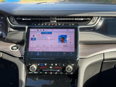 2022 Jeep Grand Cherokee L Overland 4x4