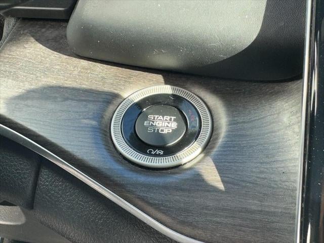 2022 Jeep Grand Cherokee L Overland 4x4