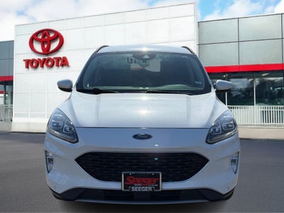 2020 Ford Escape Titanium Hybrid AWD