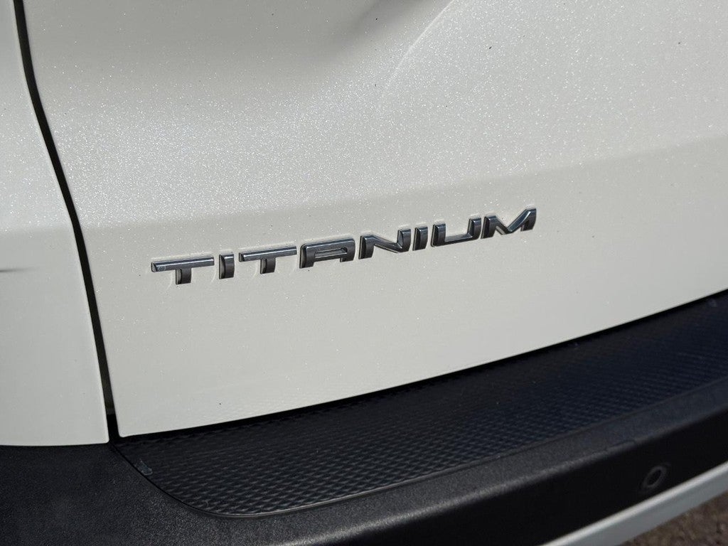 2020 Ford Escape Titanium Hybrid AWD