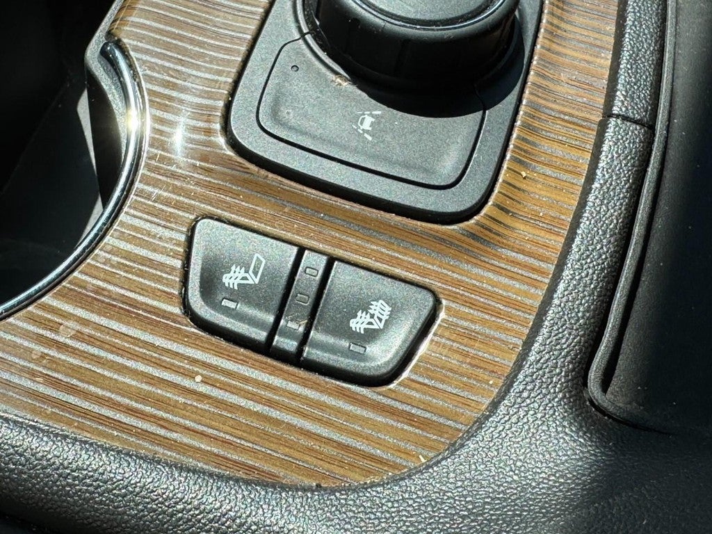 2023 GMC Acadia FWD 4dr SLE