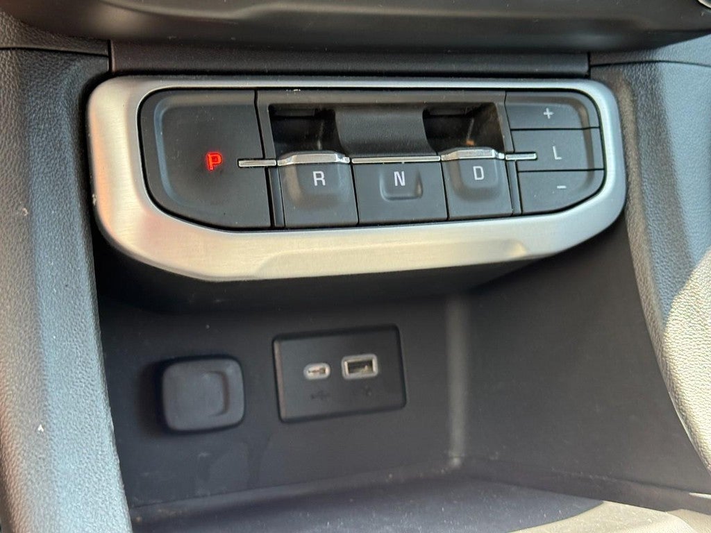 2023 GMC Acadia FWD 4dr SLE