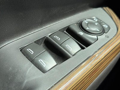 2023 GMC Acadia FWD 4dr SLE