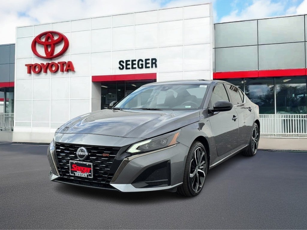2024 Nissan Altima 2.5 SR Sedan
