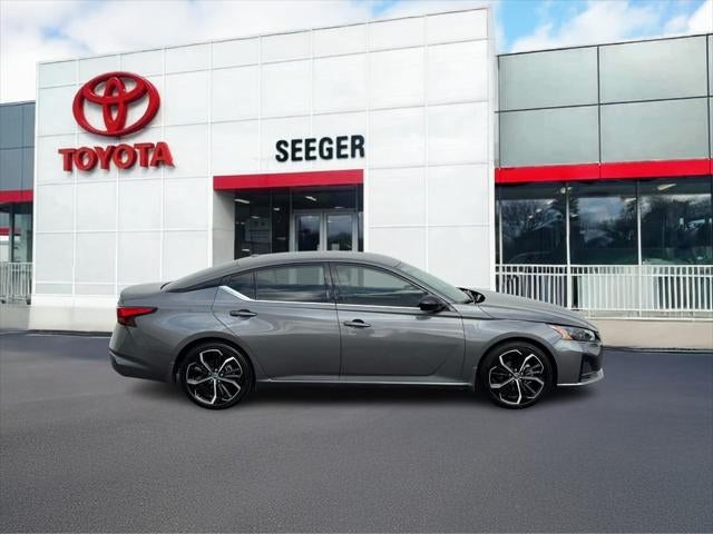 2024 Nissan Altima 2.5 SR Sedan