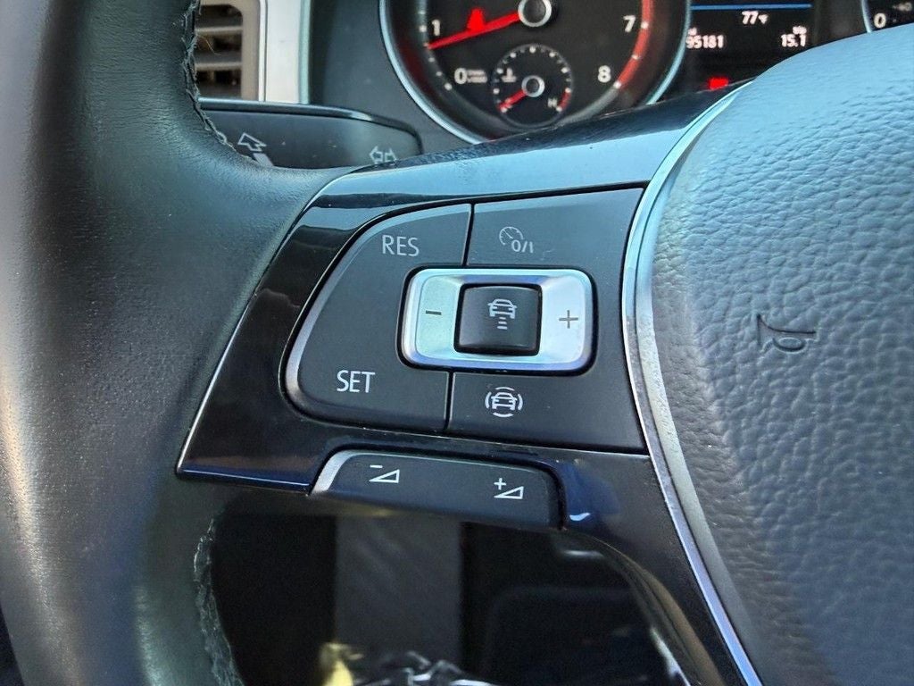 2019 Volkswagen Atlas 3.6L V6 SE w/Technology