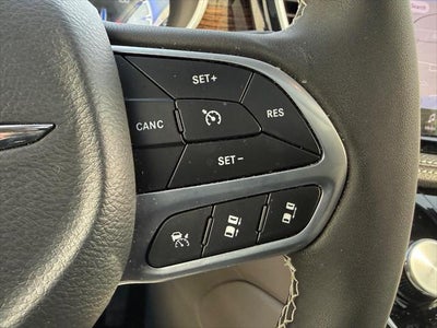 2024 Chrysler Pacifica Limited FWD