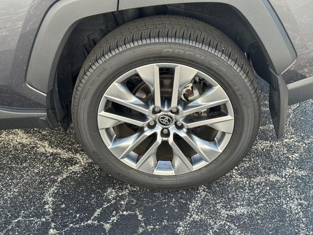 2024 Toyota RAV4 XLE Premium