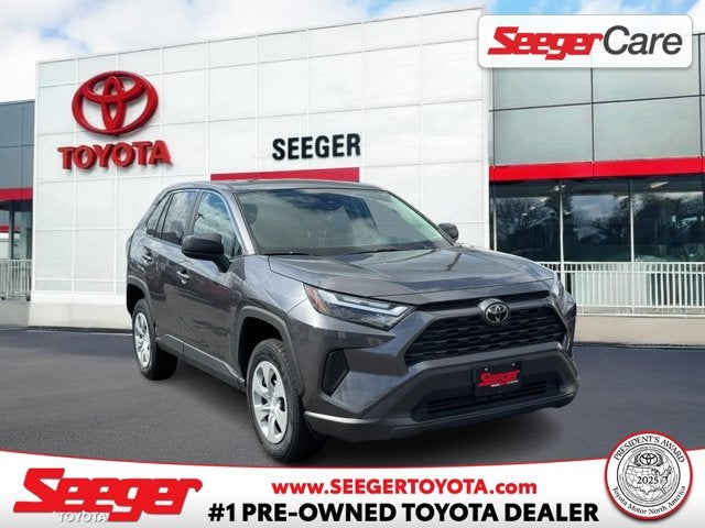 2025 Toyota RAV4 LE