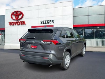 2025 Toyota RAV4 LE