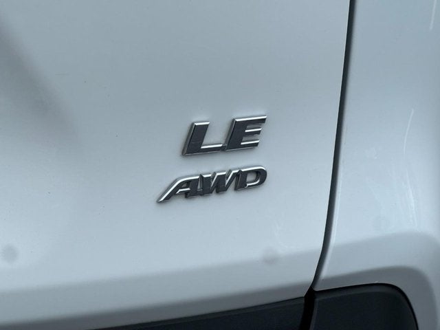 2025 Toyota RAV4 LE