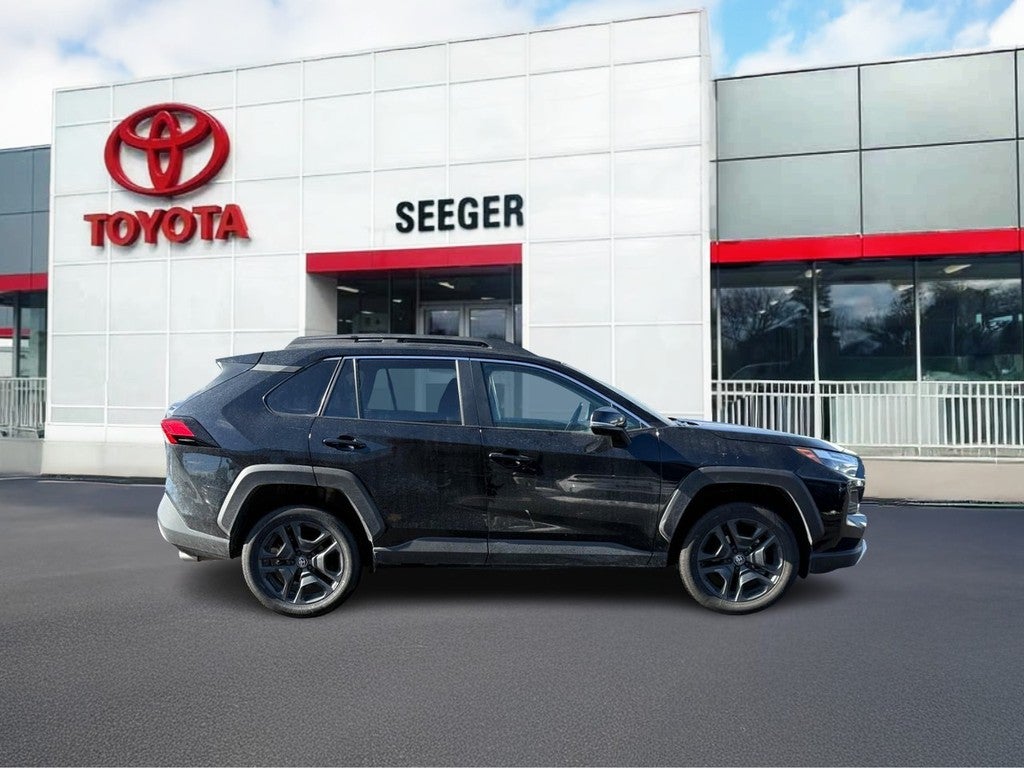 2024 Toyota RAV4 Adventure AWD (Natl)