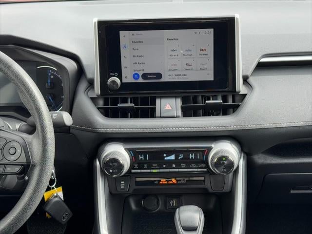 2025 Toyota RAV4 Hybrid LE AWD (Natl)