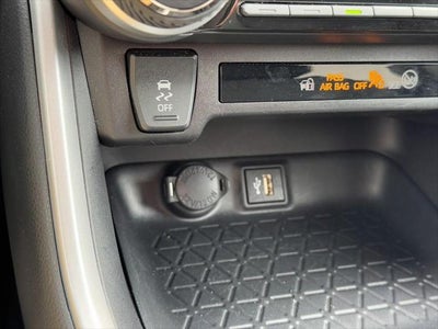 2025 Toyota RAV4 Hybrid LE AWD (Natl)