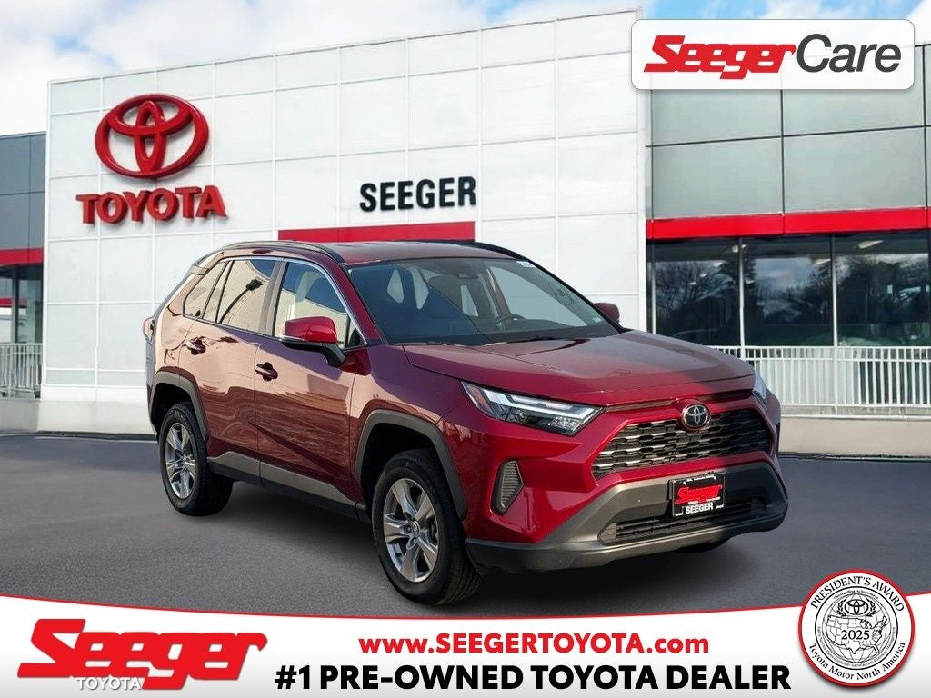 2025 Toyota RAV4 XLE