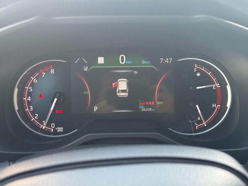 2025 Toyota RAV4 XLE