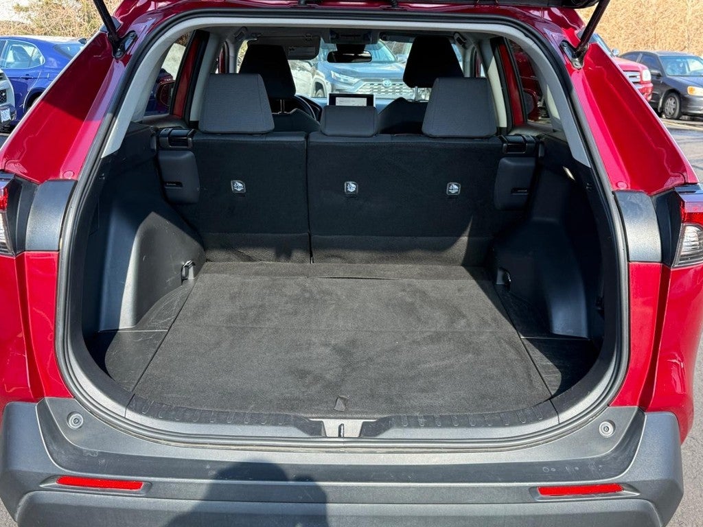 2025 Toyota RAV4 XLE AWD (Natl)