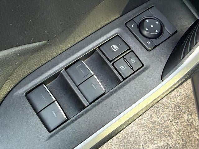 2025 Toyota RAV4 XLE AWD (Natl)