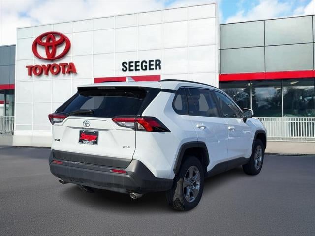 2025 Toyota RAV4 XLE FWD (Natl)