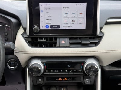 2023 Toyota RAV4 XLE FWD (Natl)