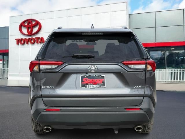 2023 Toyota RAV4 XLE FWD (Natl)