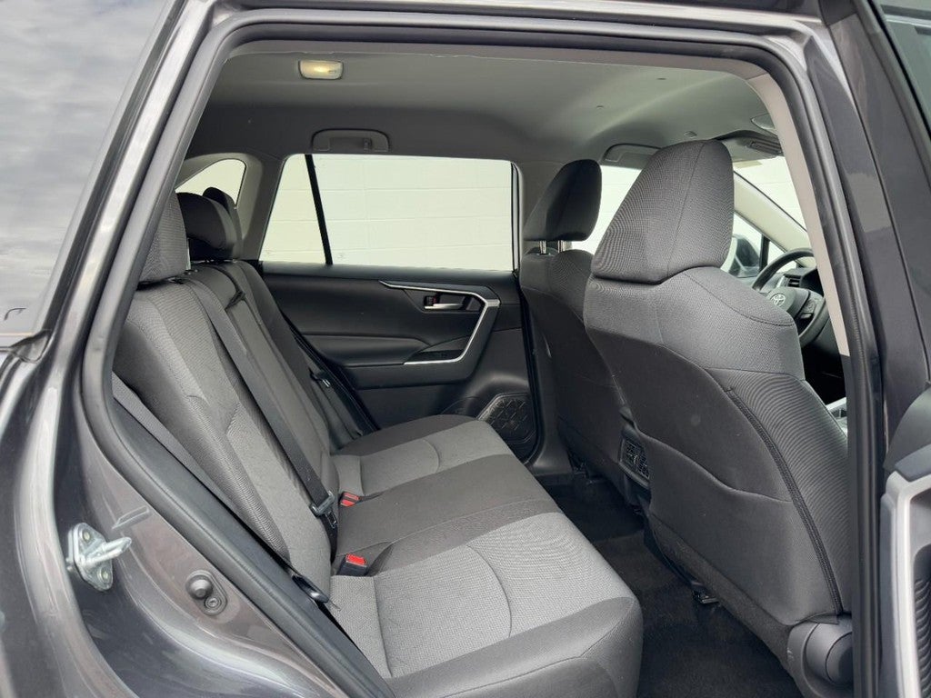 2025 Toyota RAV4 XLE FWD (Natl)