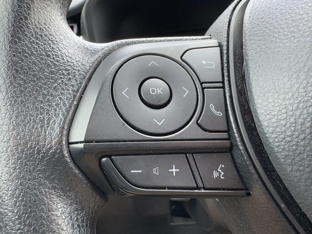 2025 Toyota RAV4 XLE FWD (Natl)