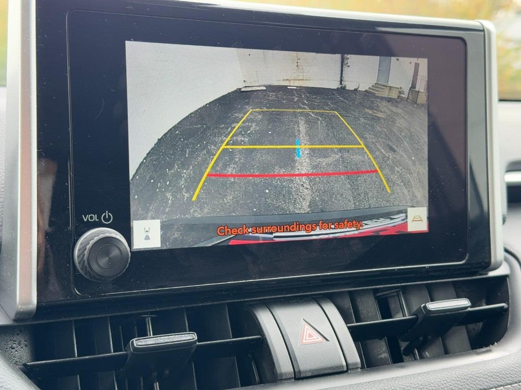 2025 Toyota RAV4 XLE FWD (Natl)