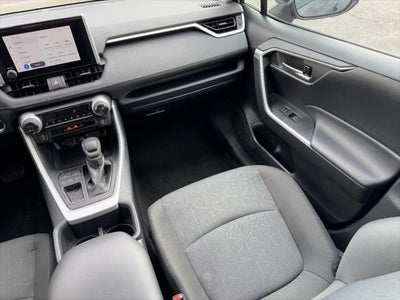 2025 Toyota RAV4 XLE FWD (Natl)