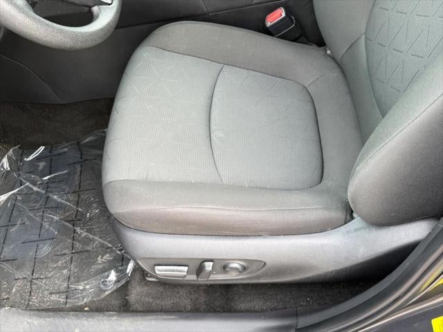 2024 Toyota RAV4 XLE FWD (Natl)