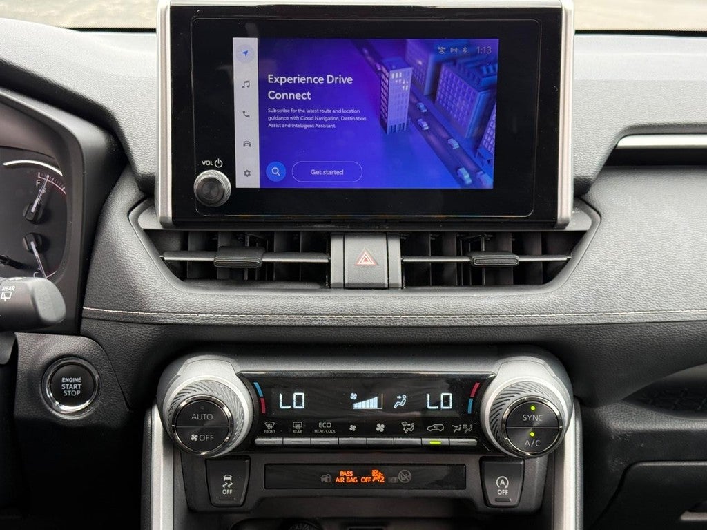 2024 Toyota RAV4 XLE FWD (Natl)