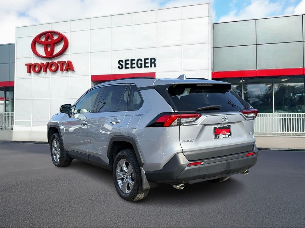 2024 Toyota RAV4 XLE FWD (Natl)