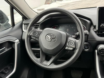 2025 Toyota RAV4 XLE FWD (Natl)