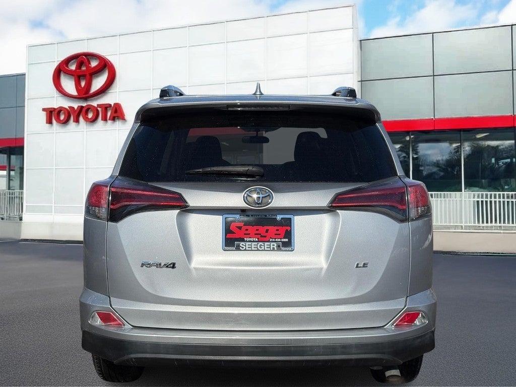 2016 Toyota RAV4 FWD 4dr LE (Natl)