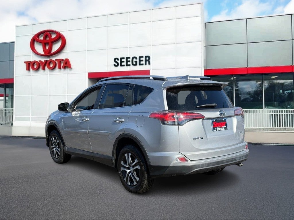 2016 Toyota RAV4 FWD 4dr LE (Natl)