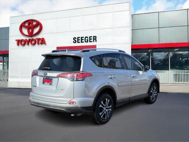 2016 Toyota RAV4 FWD 4dr LE (Natl)