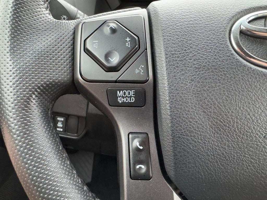 2023 Toyota Tacoma 4WD Double Cab 5' Bed V6 (Natl)