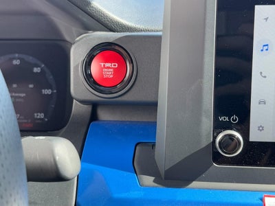 2025 Toyota Tacoma 4WD Double Cab Bed (Natl)