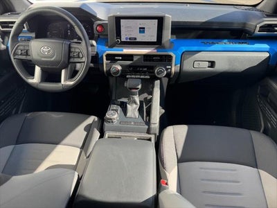 2025 Toyota Tacoma 4WD Double Cab Bed (Natl)