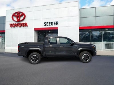 2025 Toyota Tacoma 4WD Double Cab Bed (Natl)