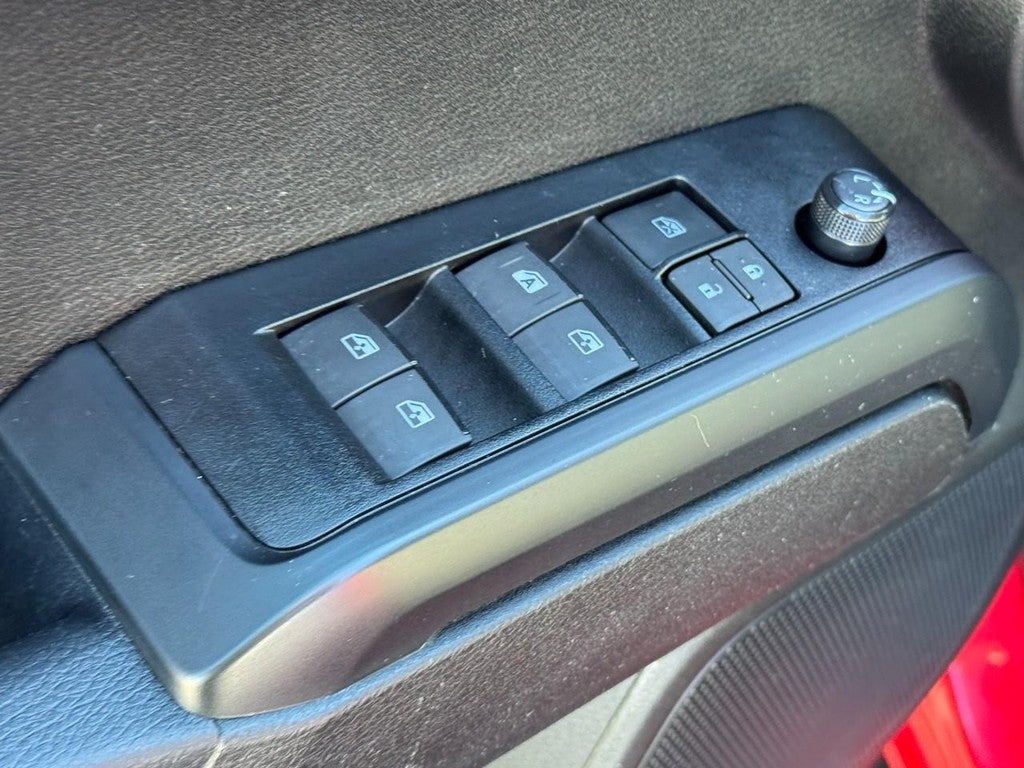 2023 Toyota Tacoma 2WD Double Cab 6' Bed V6 AT (Natl)