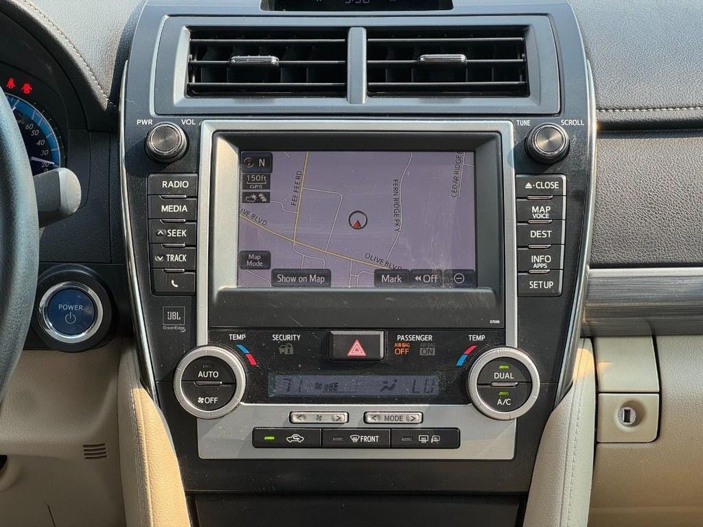 2012 Toyota Camry Hybrid XLE