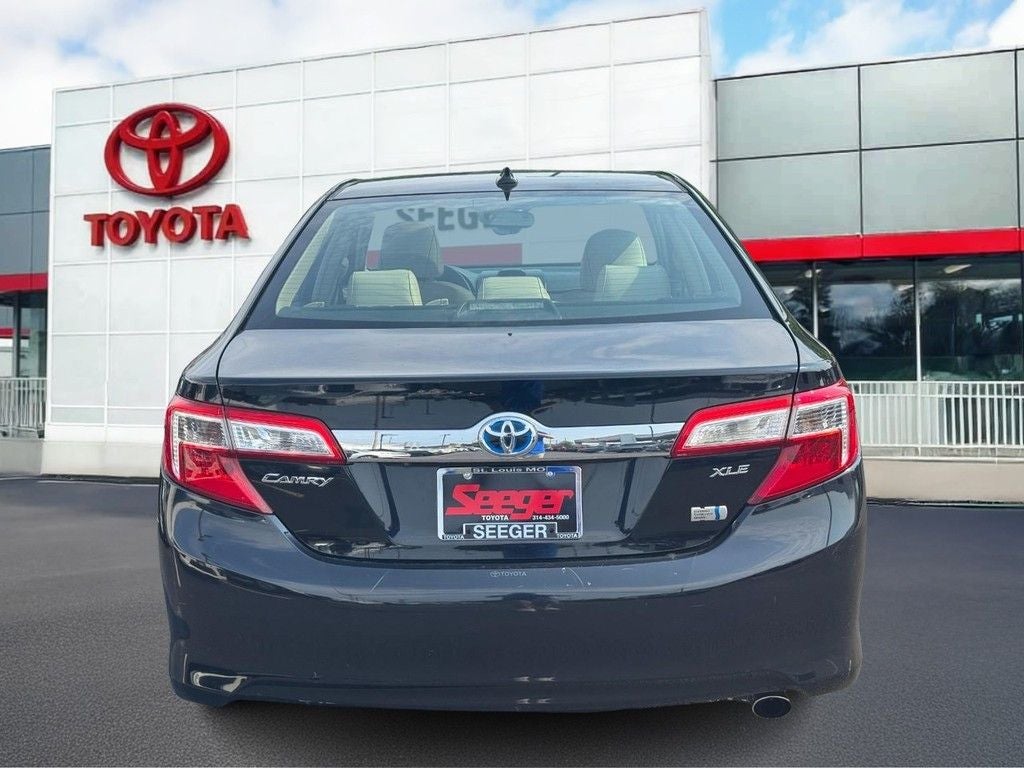 2012 Toyota Camry Hybrid XLE
