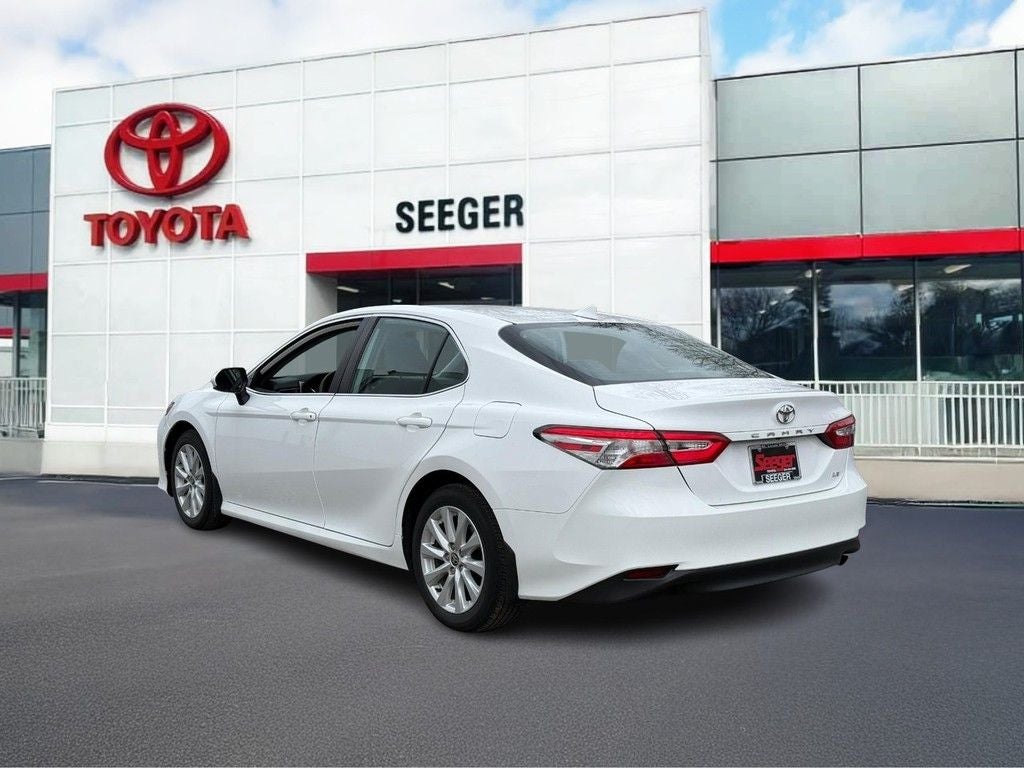 2020 Toyota CAMRY LE