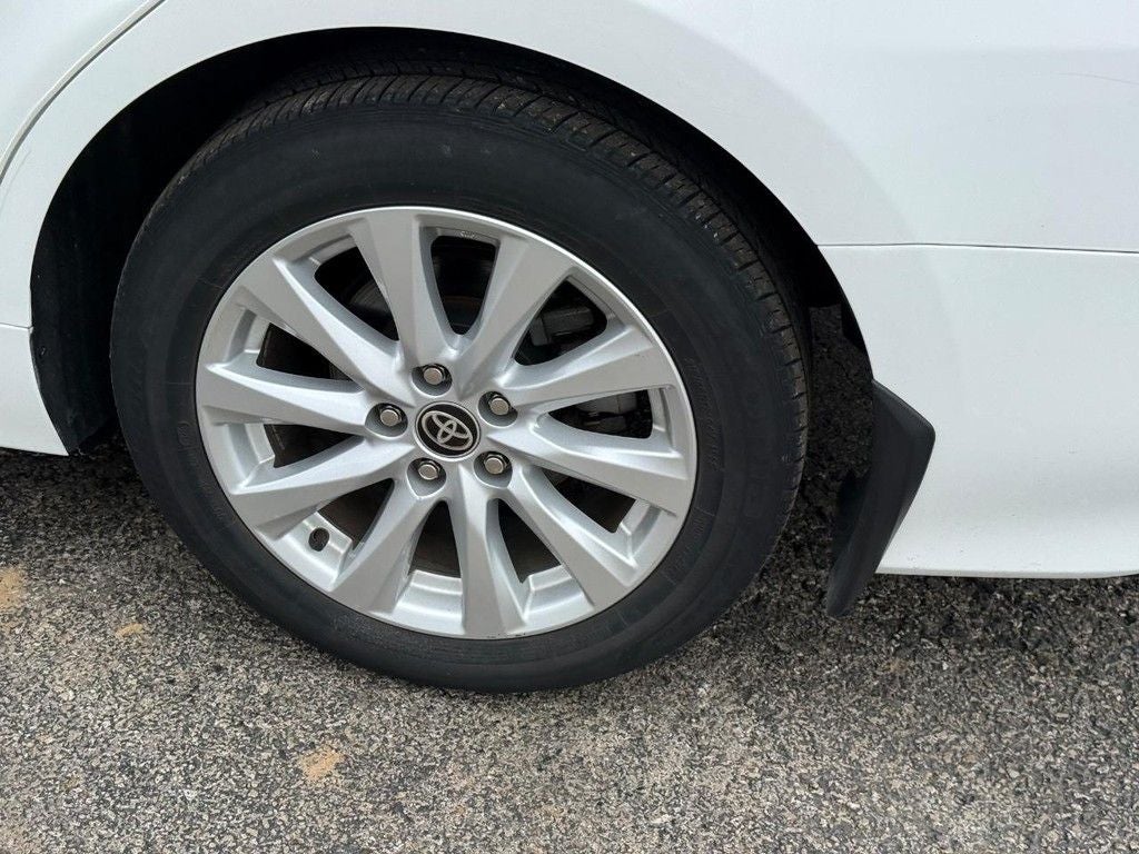 2020 Toyota CAMRY LE