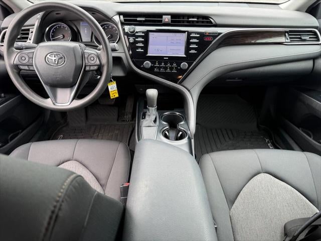 2020 Toyota CAMRY LE